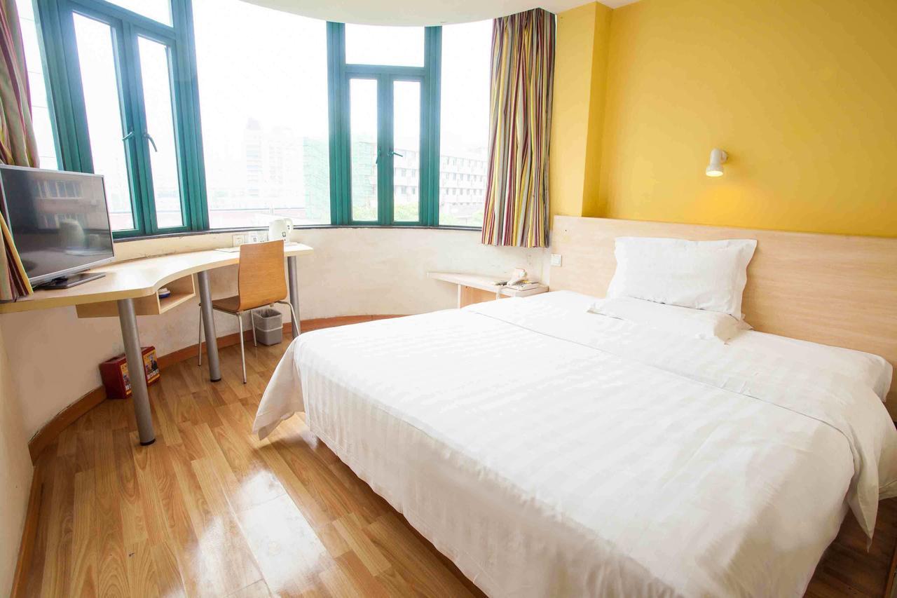 7Days Inn Shenzhen Airport New Terminal Room photo